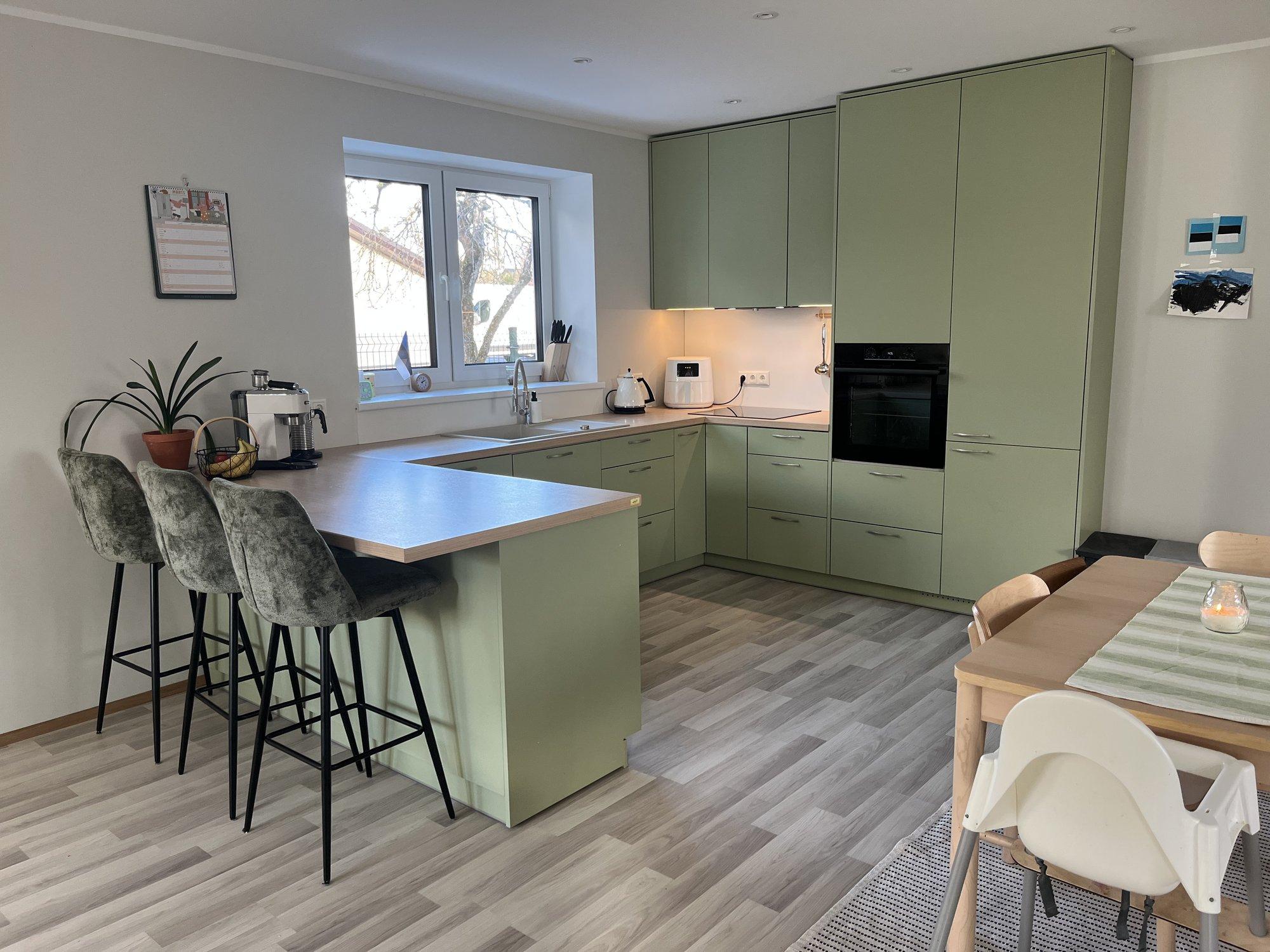 FOTOVÕISTLUS „MINU STIILNE KÖÖK“ | Pastelselt roheline köök