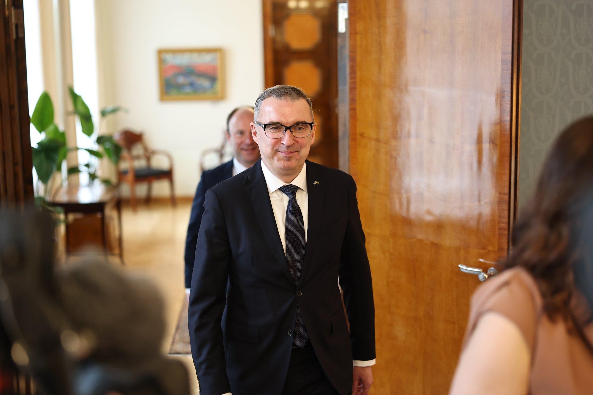 VIDEO ja FOTOD | President kohtus uute ministrikandidaatidega