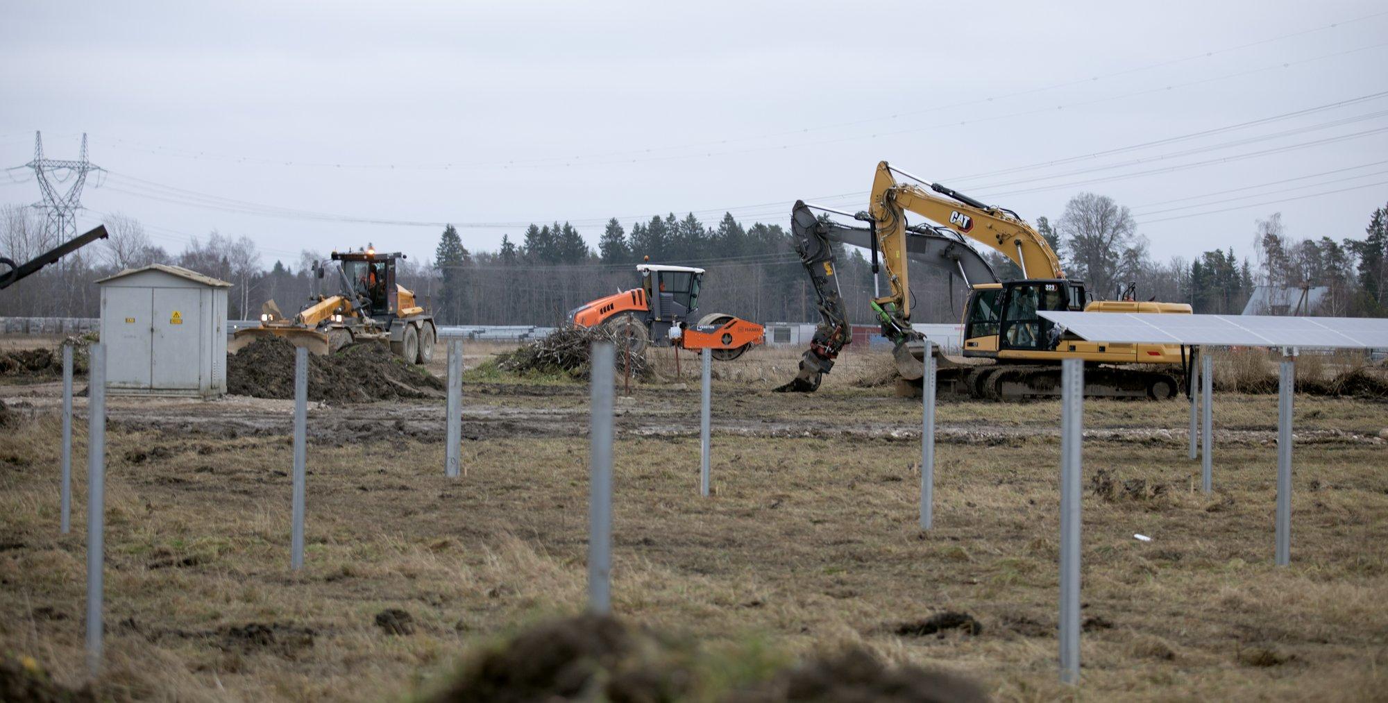 Baltimaade suurima päikesepargi ehitus saab 62 miljoni euro suuruse laenu