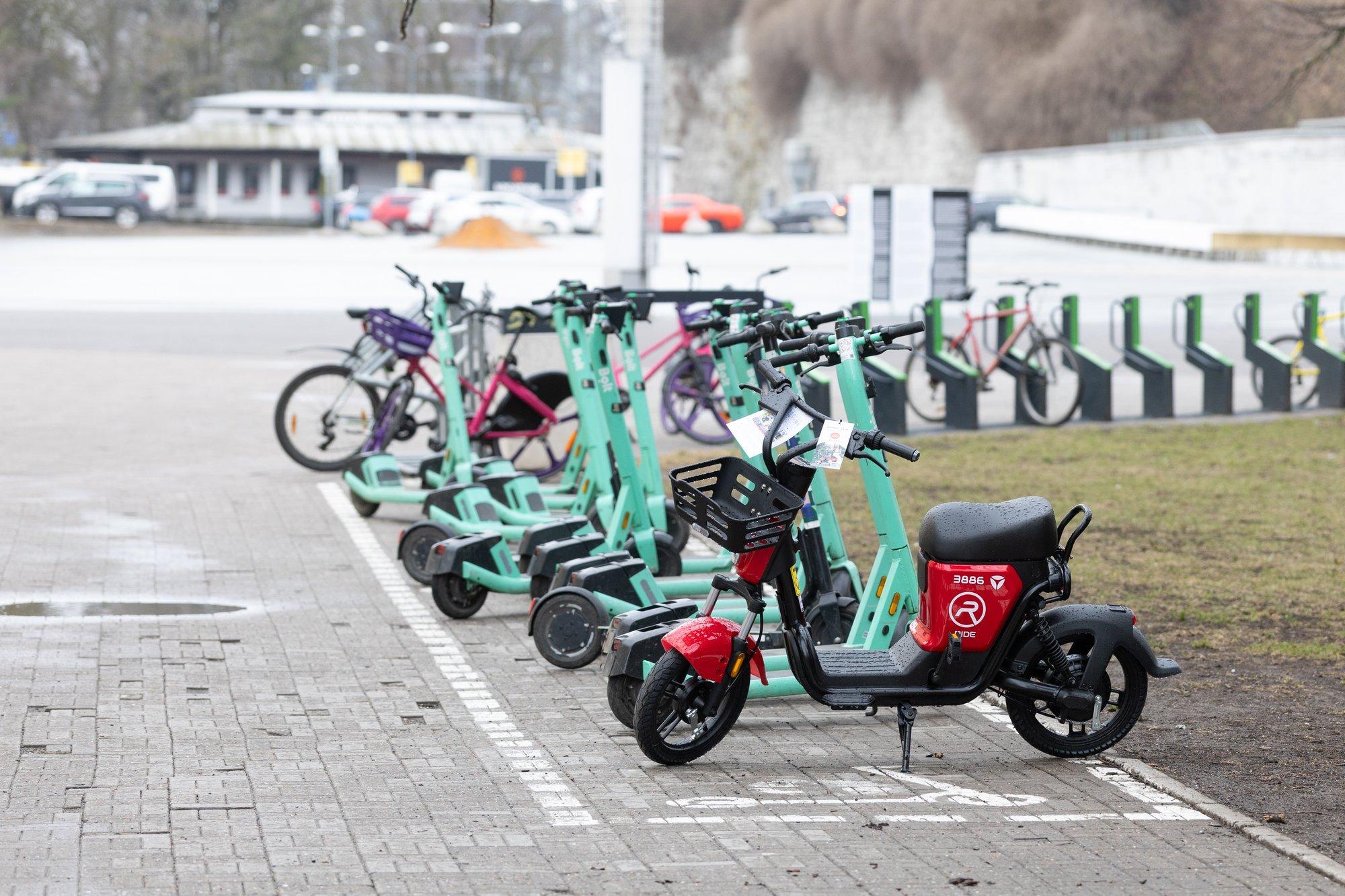 „Nõutakse võimatut.“ Kergliikurite operaatorid teevad Tallinna linnavõimu plaani maha
