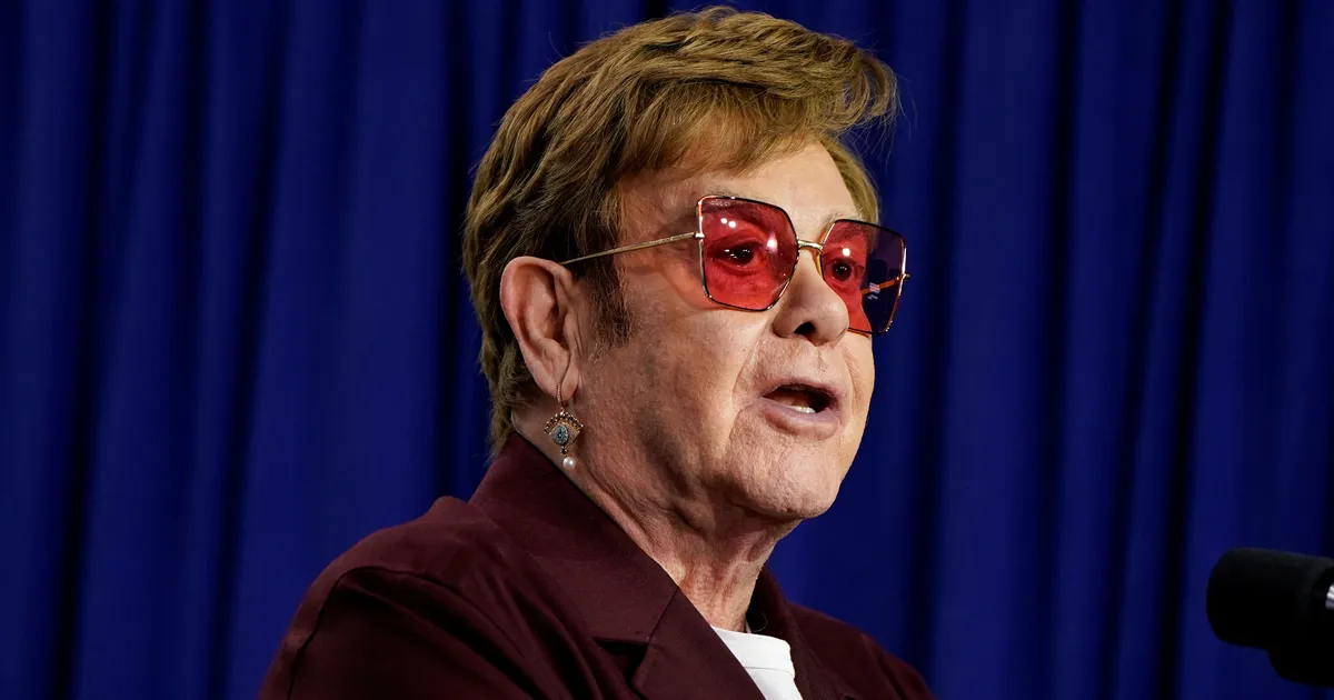 Elton John teda vaevavast tervisemurest: ma ei saa enam isegi vaadata, kuidas mu lapsed jalkat mängivad