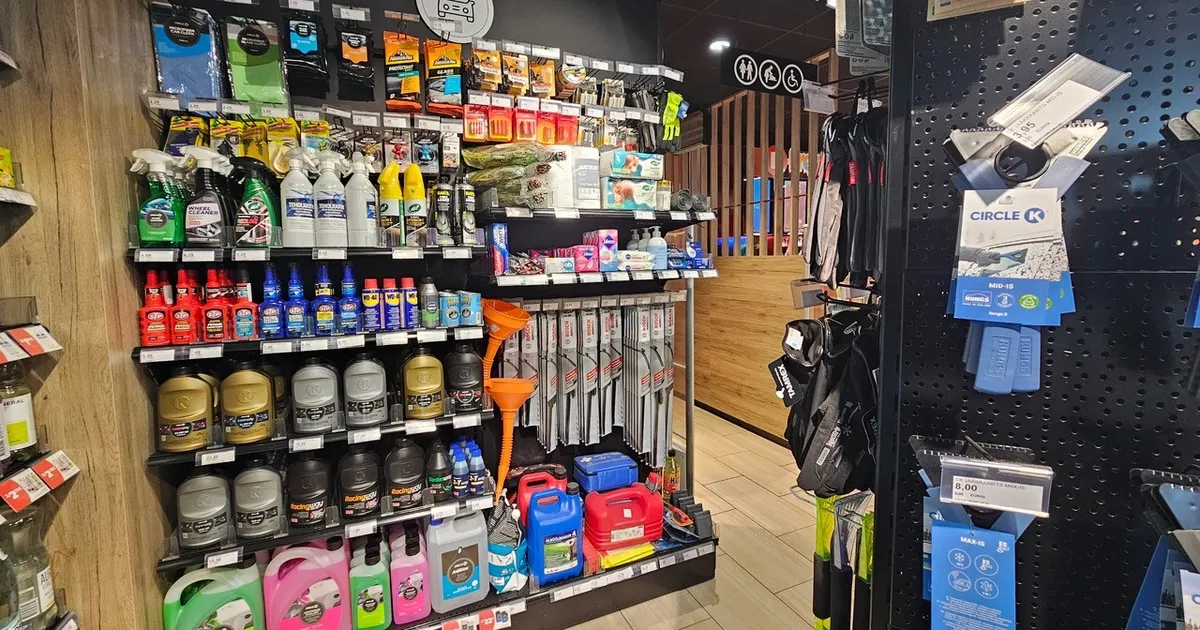 Ekspert: auto klaasipuhastajaid tuleb kehvade ilmadega vahetada pigem tihemini