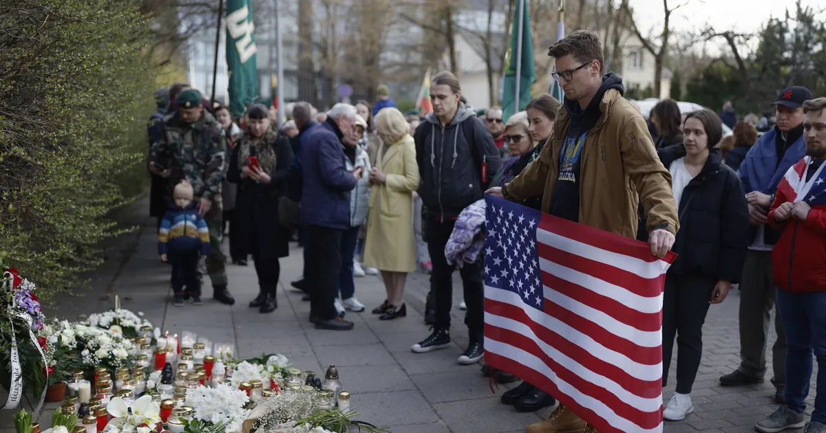 Leedu laukast leiti ka neljanda kadunuks jäänud USA sõduri surnukeha