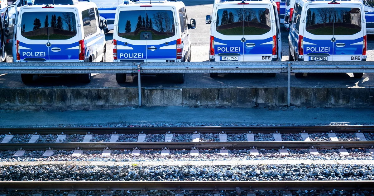 Saksa politsei udis tuumajäätmete naasmise vastaseid mässajaid