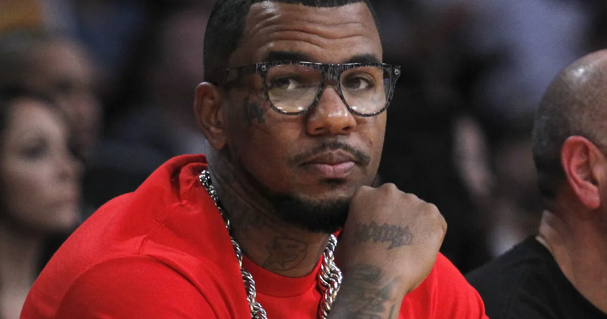 KUUM VIDEO ⟩ Tallinnas kõva sõu maha pidanud räppar The Game musutas keset kontserti pojaga peole tulnud ema