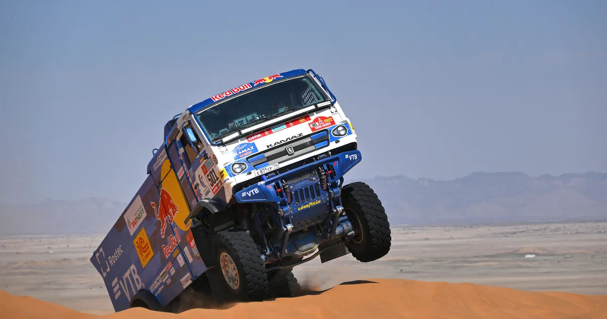 Vene autotööstus on raugemas: Lada müük kukkus kolmandiku, KAMAZi kasum sulas pea olematuks