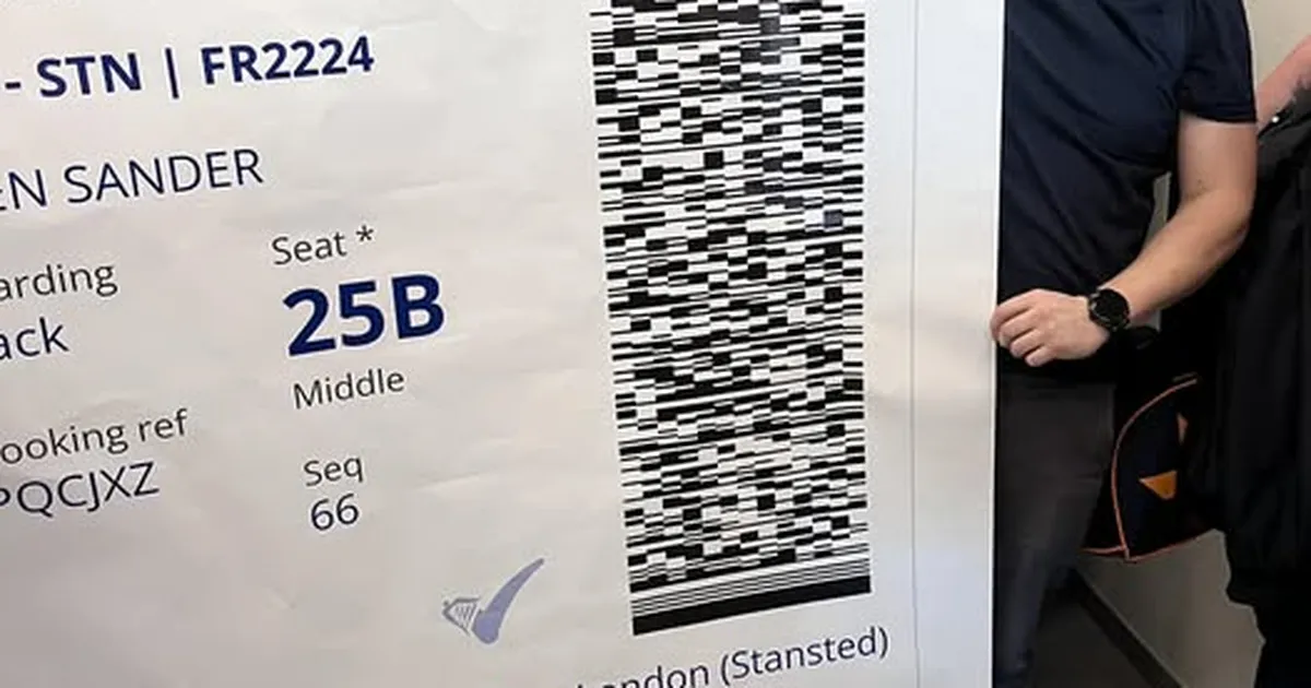 VAHVA KAADER ⟩ Rännumees läks Tallinnas plakatisuuruse pardakaardiga lennule