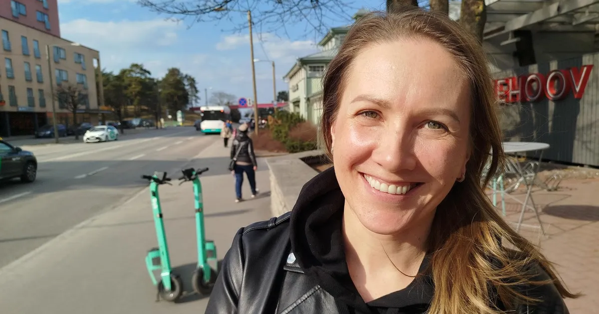 INIMESTEST AEGAMÖÖDA ⟩ Karita. Kaks korda sündinud naine