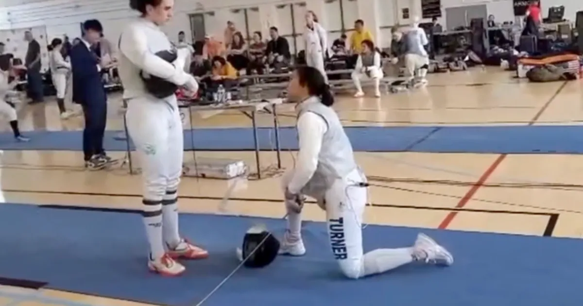 VIDEO ⟩ USAs karistati karmilt transsoolise vastasega vehklemast keeldunud naist