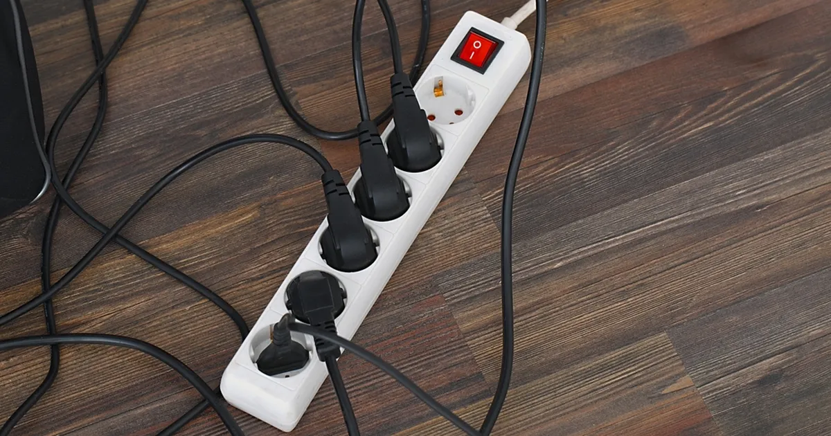 Mitu seadet võib pikendusjuhtmega ühendada? Piisab ühest teadmisest, et suur õnnetus ära hoida