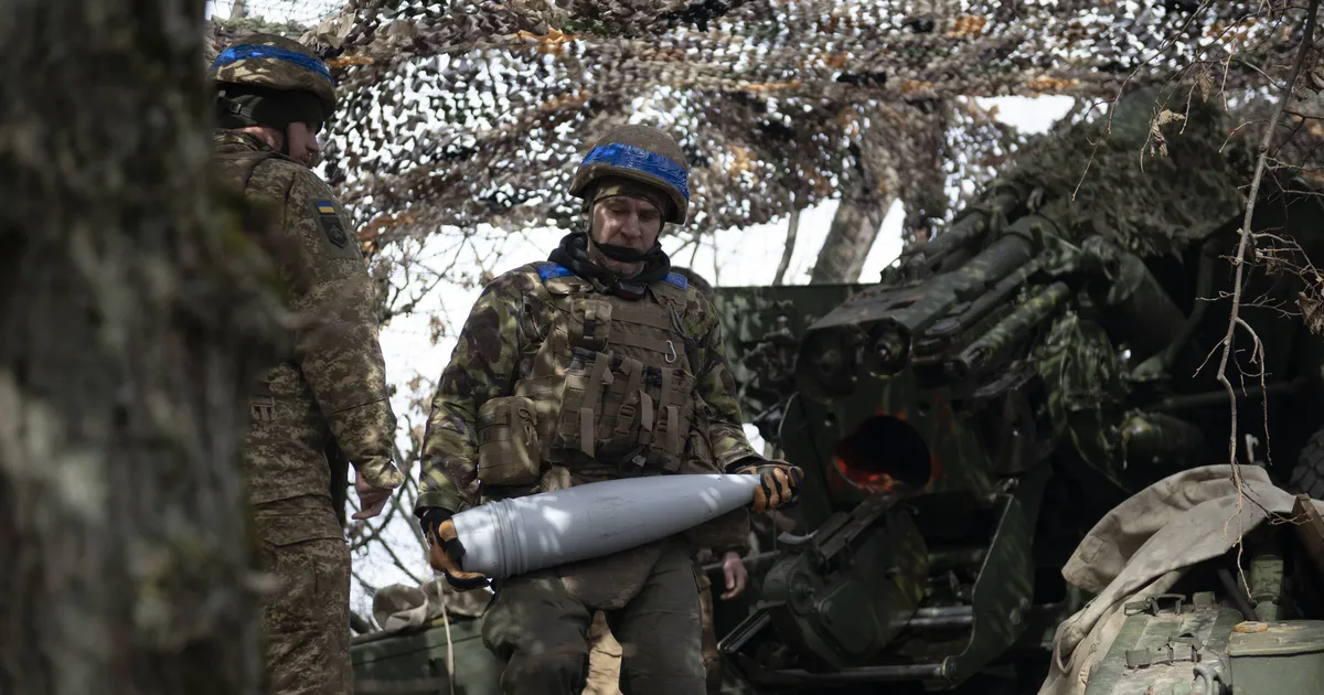 KAITSETÖÖSTUSE BUUM ⟩ Brüssel üritab Ukraina terasest kaitserüüsse mässida