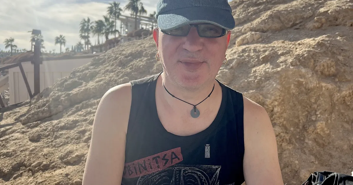 ELU25 ⟩ Juku-Kalle Raid: TEHTUD! Puust ja punaseks. Miks oli täna tarvis läbi lõigata vene õigeusu kiriku nabanöör Moskvaga