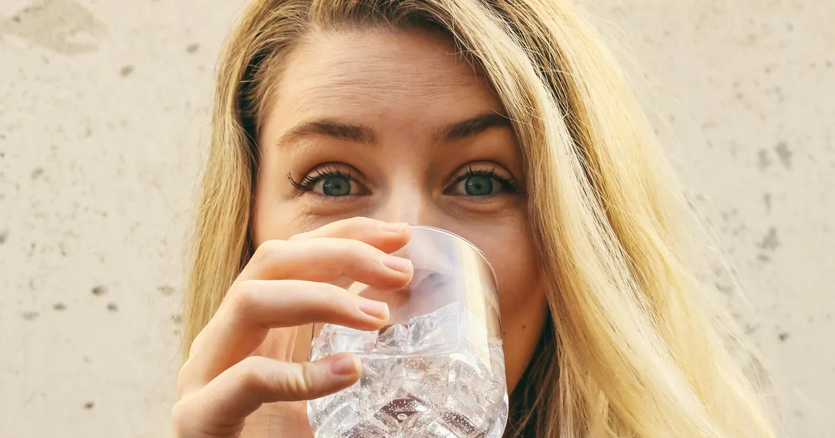 Uus trend: kas uriini joomine on tõesti tervislik?