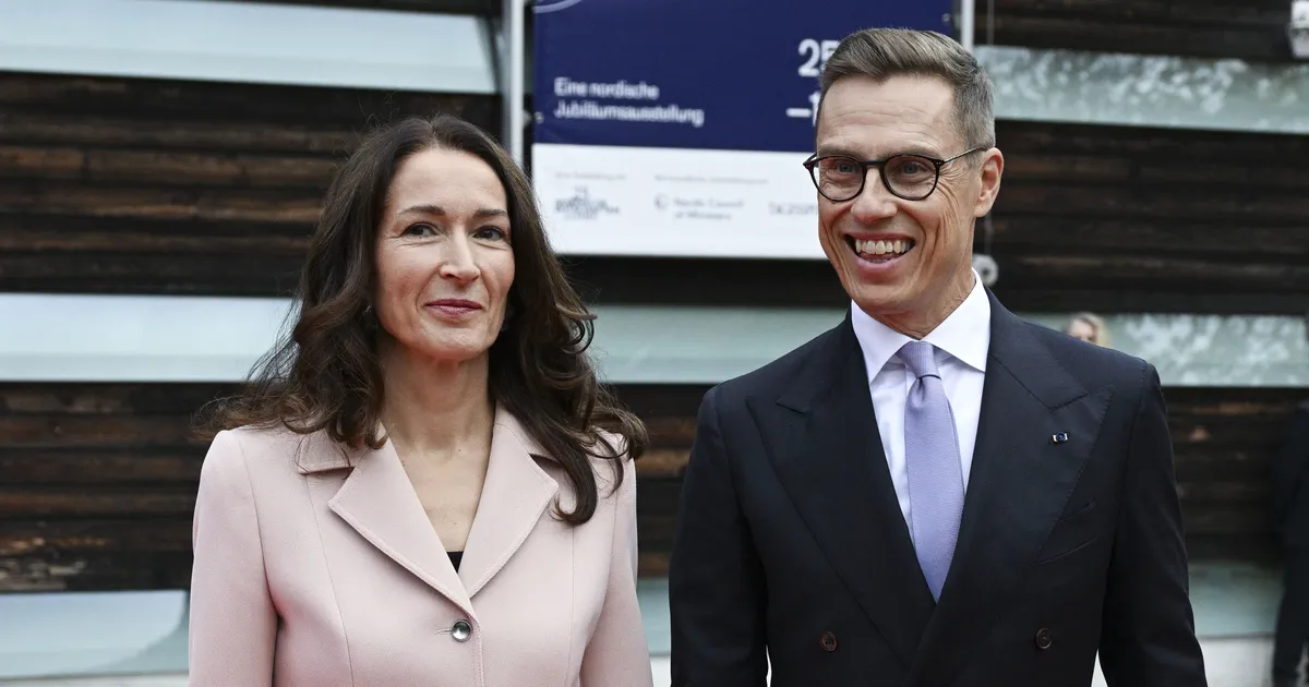 Soome esileedi Suzanne Innes-Stubbi feminismikommentaar kütab kirgi