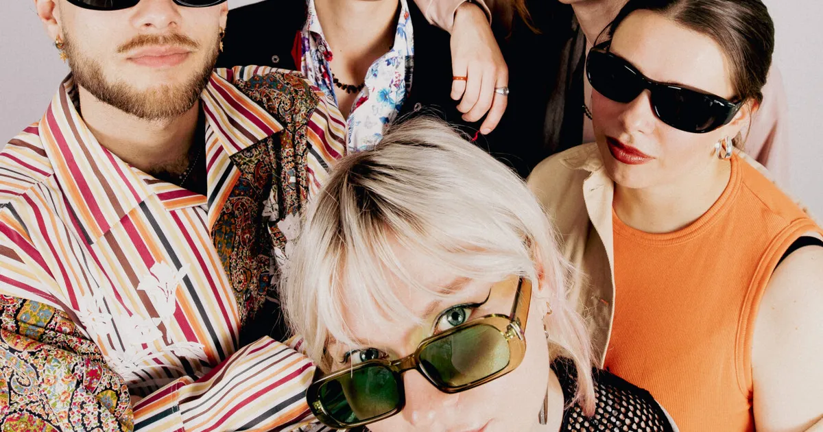 JAZZKAARE STAAR ⟩ Tüdruk, kes vihkas Prince'i, toob nüüd saksofoniga souli Jazzkaarele