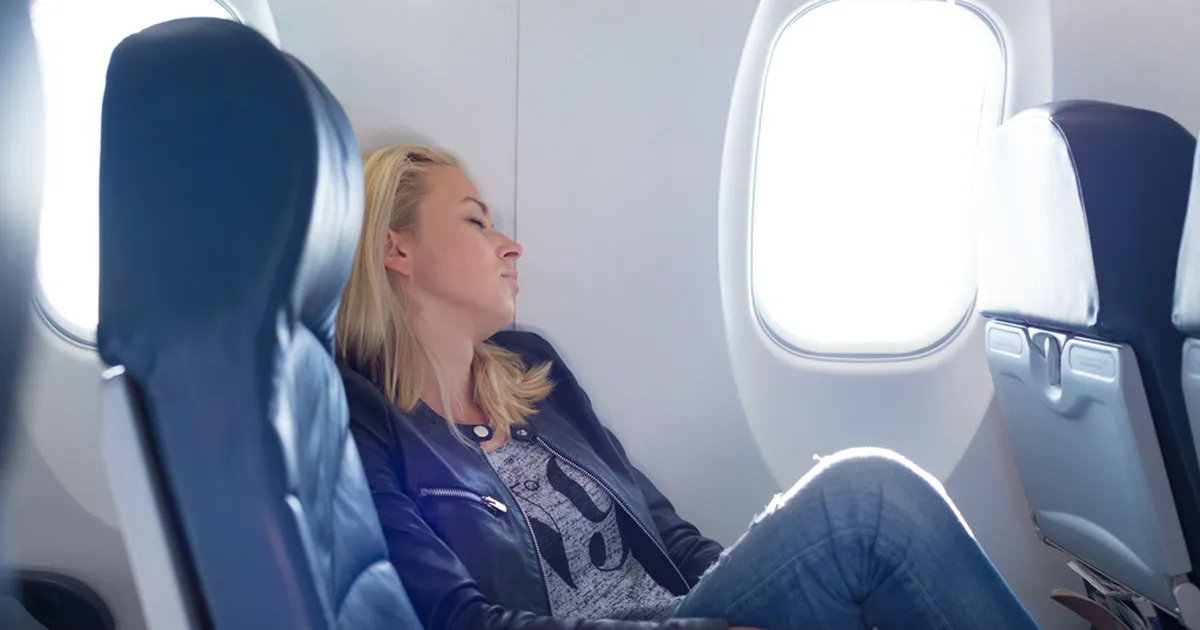 Nende väikeste nippide ajal magad lennukis magusalt nagu beebi