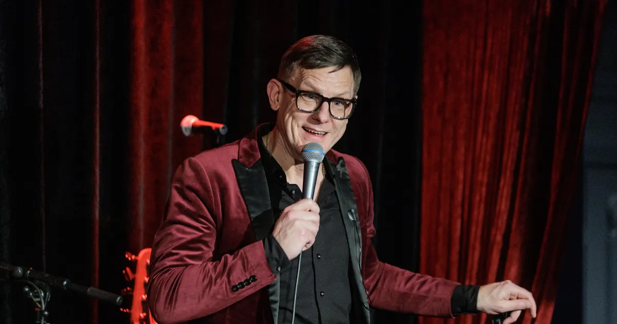 KAUNIS KAASLANE ⟩ Kas vaid kolleeg? Jan Uuspõld saabus EFTA galale koos noore naisega