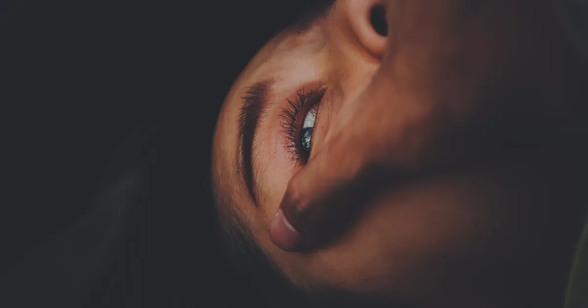 «Ta teab, et peaks karjuma, aga hirm on halvav. Ta ei mäleta, kuidas seda teha»