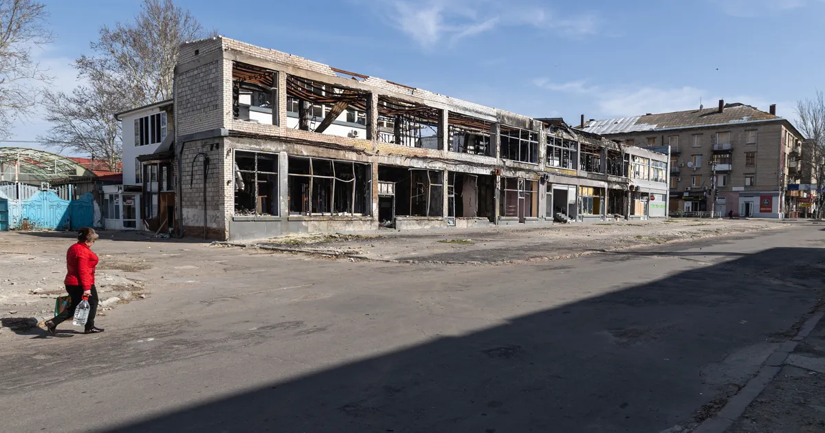 POSTIMEES UKRAINAS ⟩ Hersoni elu: sõjavägi sõdib, kõrval elavad inimesed oma elu