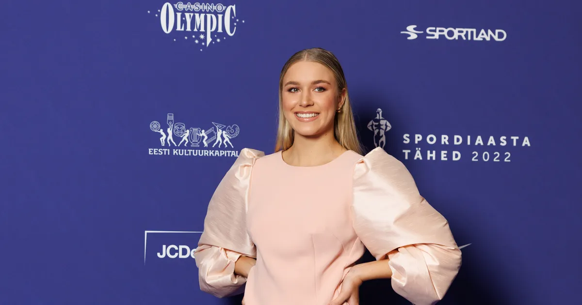 VIDEO ⟩ Kelly Sildaru avaldas, millise reegli järgi ta enda garderoobi parimaid palu valib