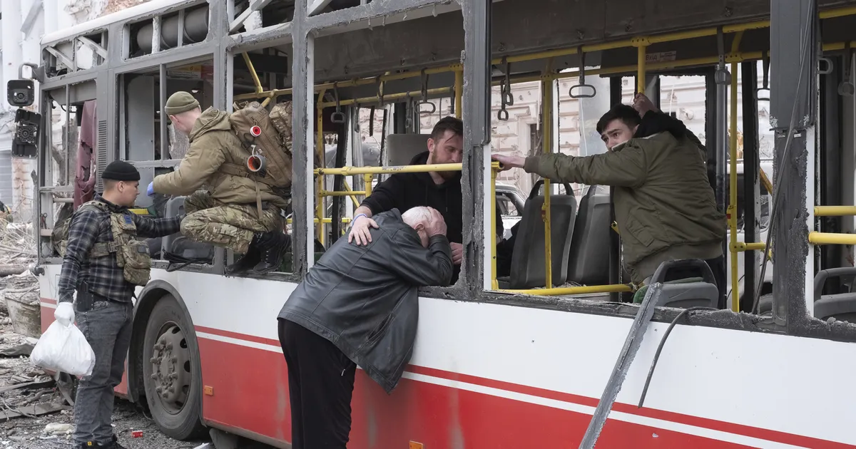 Raketirünnaku päeval sõdurite autasustamist plaaninud Sumõ oblasti kuberner vallandati