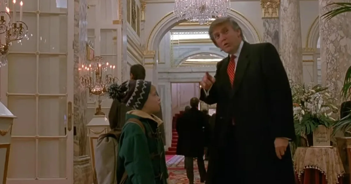 «Üksinda kodus 2» režissöör tahaks Donald Trumpi oma filmist välja lõigata, aga ei tee seda ühel põhjusel