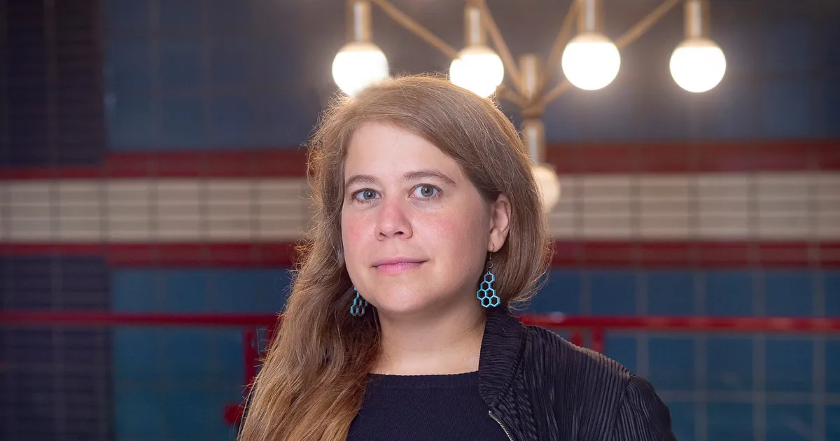 Saksa kirjanik Julia von Lucadou elab ja töötab kuus nädalat Tartus