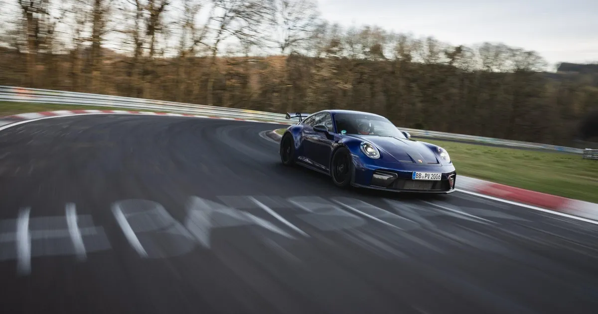 9,5 sekundit kiirem: see imemasin läbis Nürburgringi Nordschleife rekordajaga 6:56.294