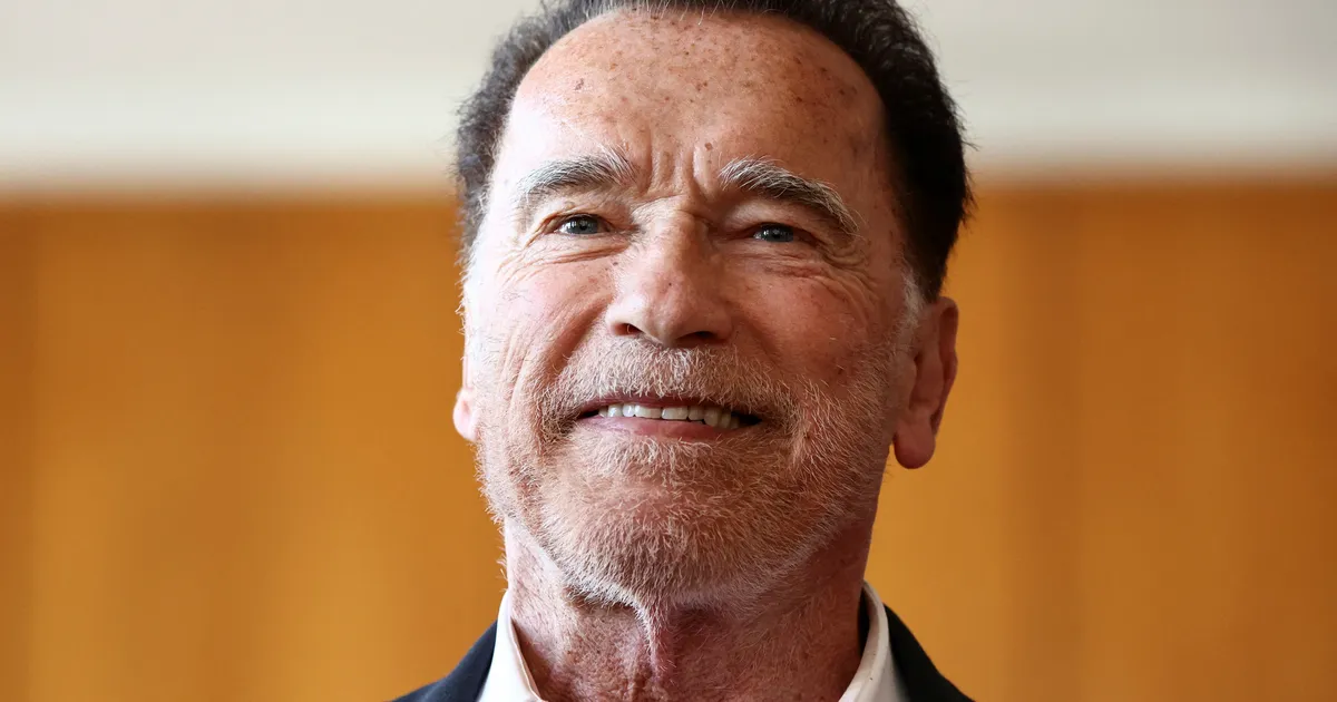 HEA TRENN! ⟩ Arnold Schwarzeneggeri 27-aastane poeg ilmus avalikkuse ette märgatavalt salenenuna