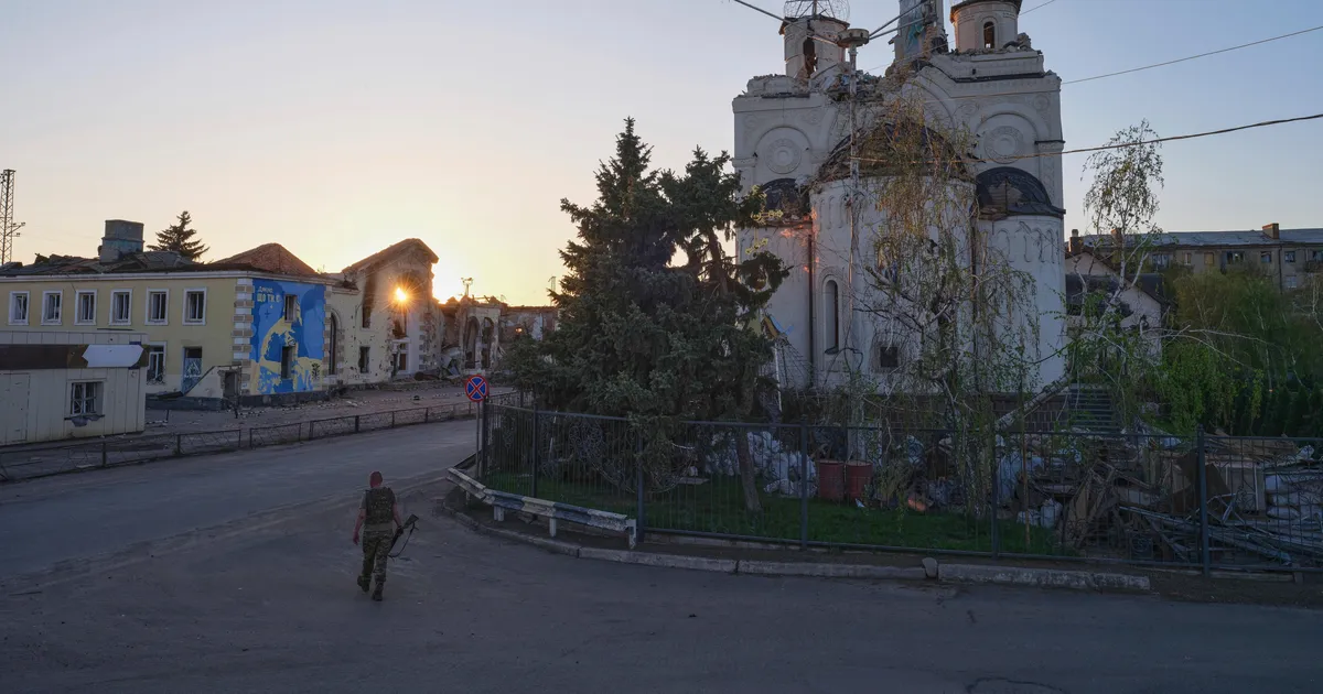 SÕJAKÕMA KESTAB ⟩ Vene väed jätkavad väidetavast relvarahust hoolimata pommitamist ja pealetunge rindel