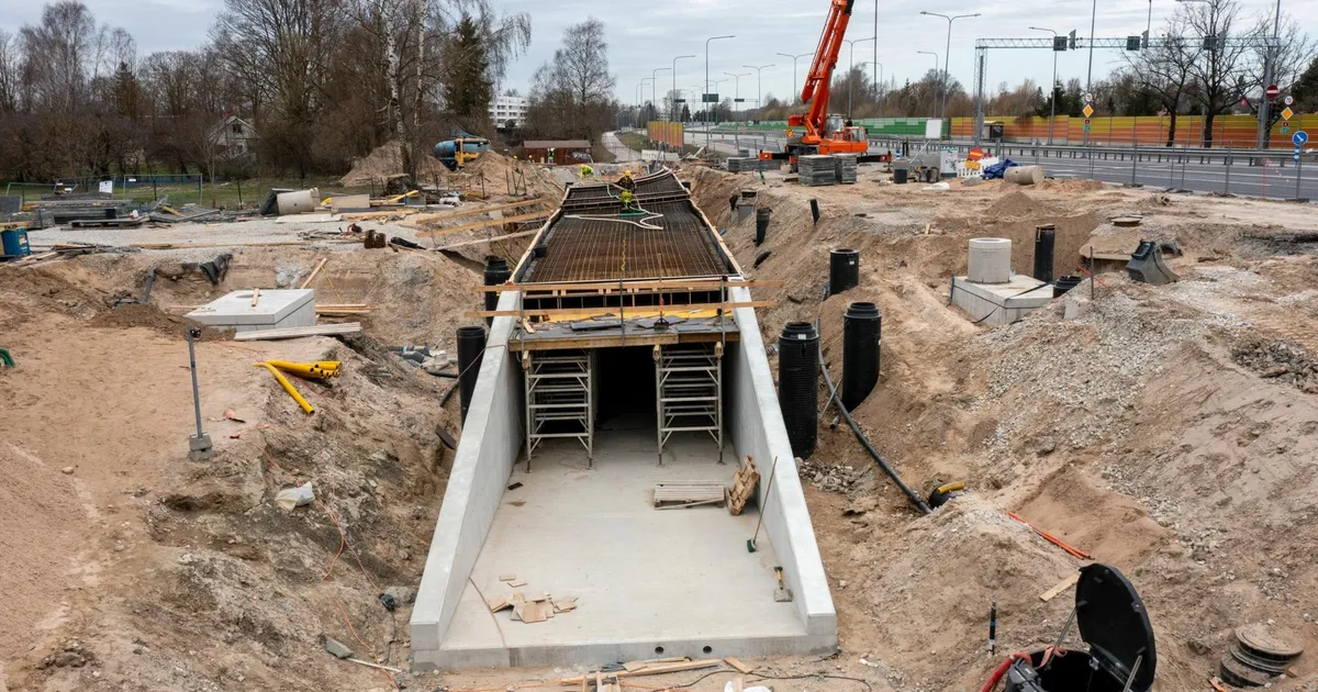 Galerii ⟩ Raba tänava ehitajad jooksevad ajaga võidu