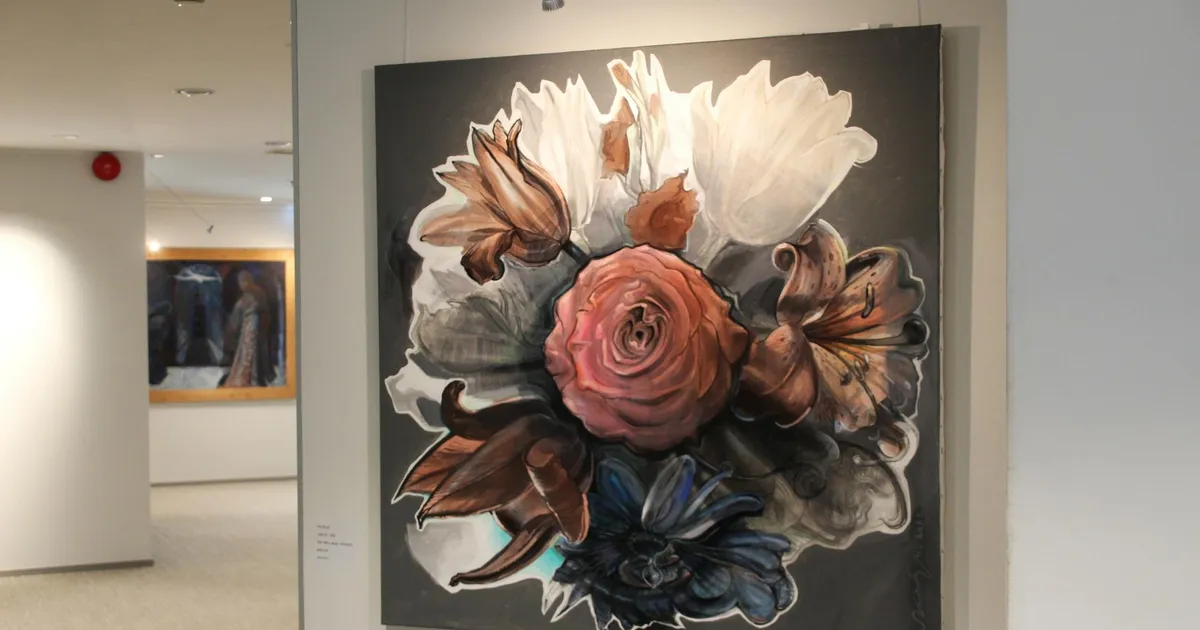 ARVUSTUS ⟩ Ka ärimaja fuajee koridorinäitused võivad sisaldada šedöövreid