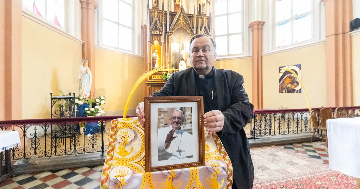 Tartlasest preester isa Miguel tundis paavst Franciscuse lähedust jumaliku kingitusena