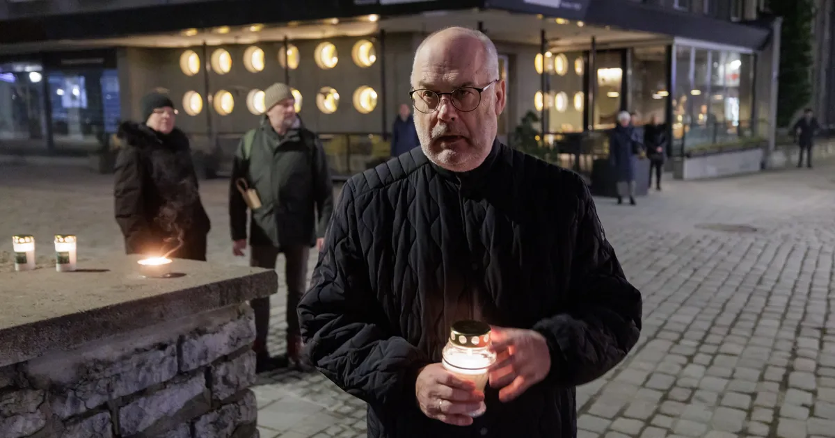 President Alar Karis osaleb paavst Franciscuse matustel