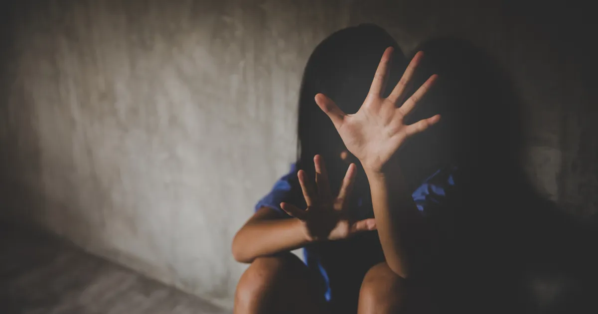 KOLETISED ⟩ Ema ja vanaema piinasid 12-aastast tüdrukut aastaid moel, mida on võimatu isegi ette kujutada