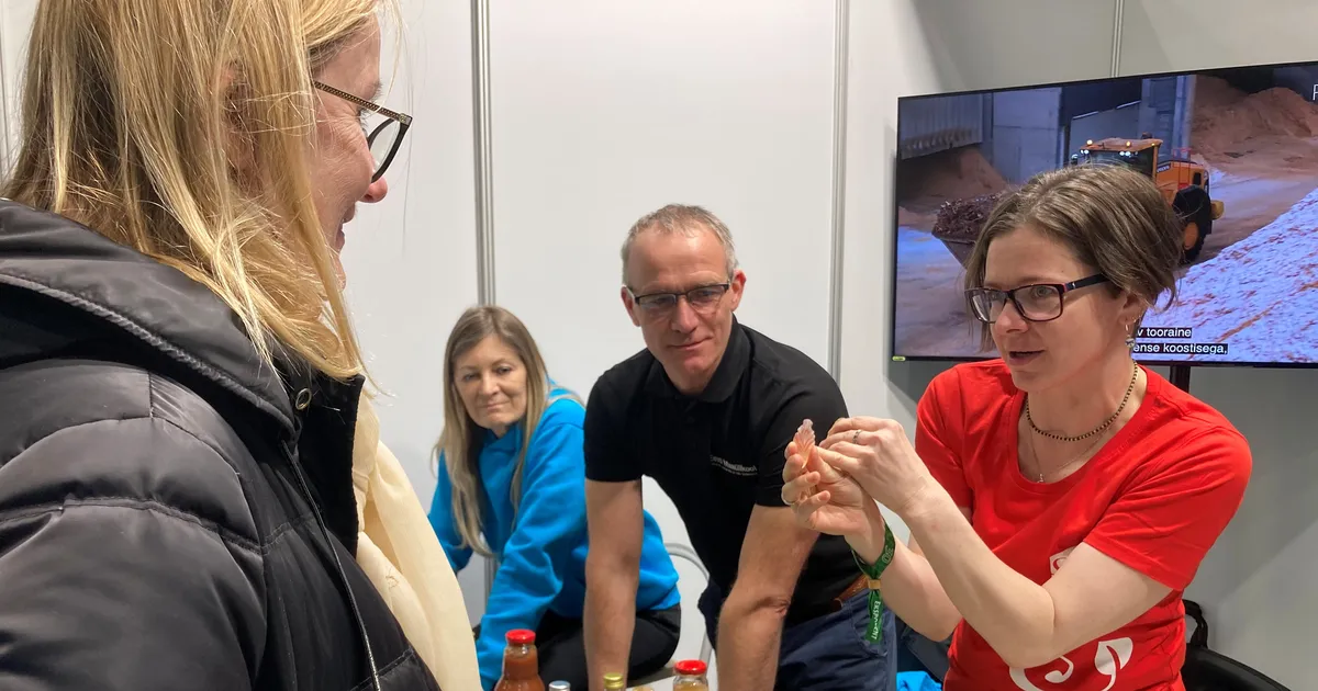 Maaülikool tutvustab Maamessil õppimisvõimalusi ja näitab hobukliiniku tööd