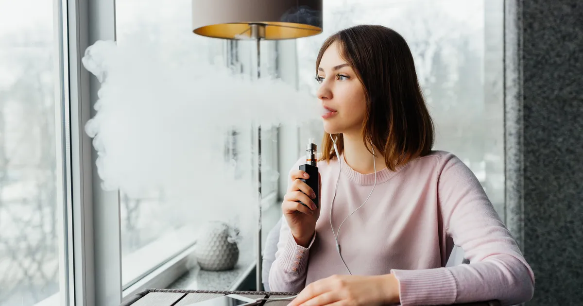 Värske uuring: e-sigarettide tarvitamine on Eestis tüdrukute seas hüppeliselt kasvanud