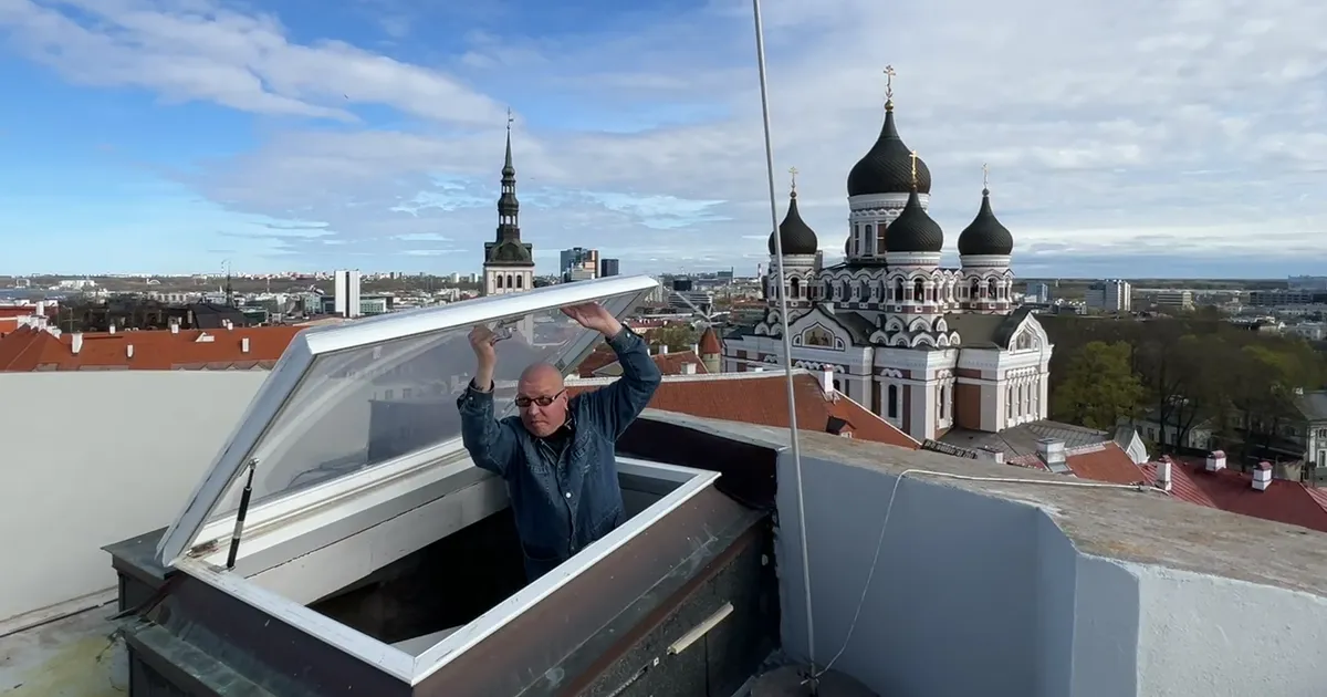 ELU25 ⟩ Juku-Kalle Raid: VIDEO! Tule kaasa Riigikogu hoone tornidesse ja suurde saali. Sigatüüka ekskursioon 3.