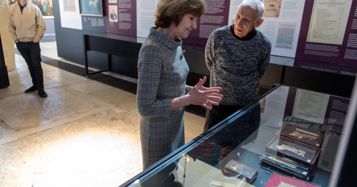 Eesti raamatuajaloo vanimad ja tähtsaimad reliikviad näitusel​​