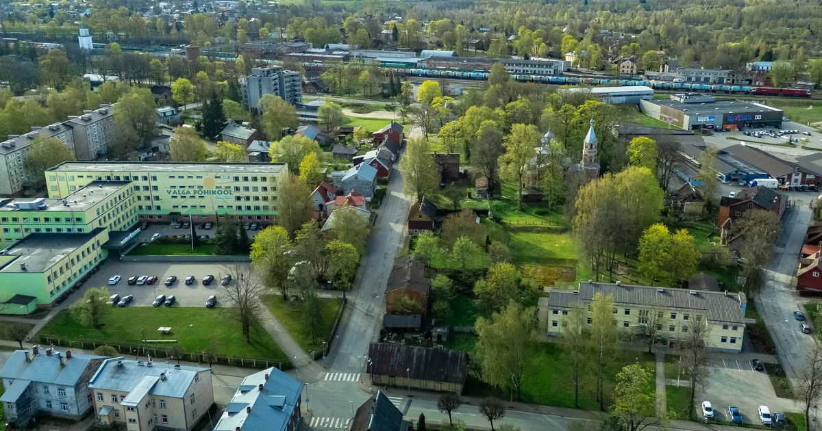 Galerii, video ⟩ Kauaoodatud kevadvärskus süstib tänavapilti kirkaid värve