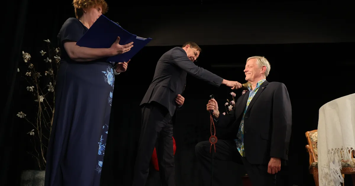 GALERII ⟩ Margus Taborile anti üle Oskar Lutsu huumoripreemia