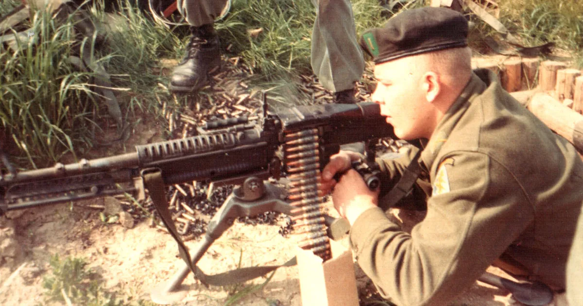 Viido Polikarpus ⟩ Kuidas ma Vietnami sõtta tahtsin ja Valgest Majast kirja sain