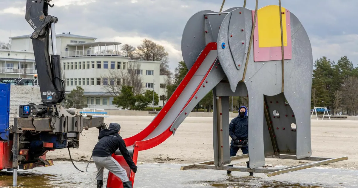 Galerii ⟩ Rannaelevant kolis talvekorterist ankruplatsile