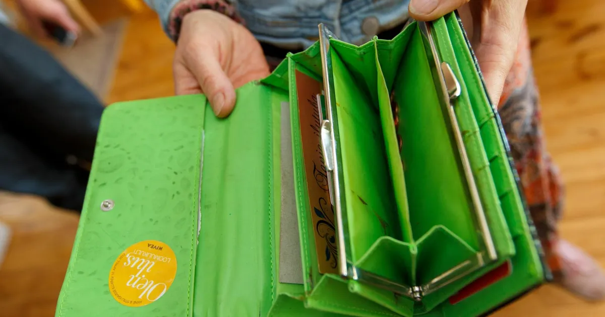 Politsei uurib raha kadumist veekeskuses