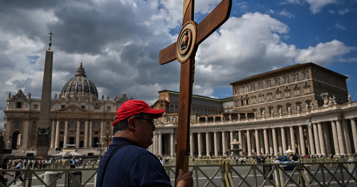 Konklaav teeb ettevalmistusi uue paavsti valimiseks