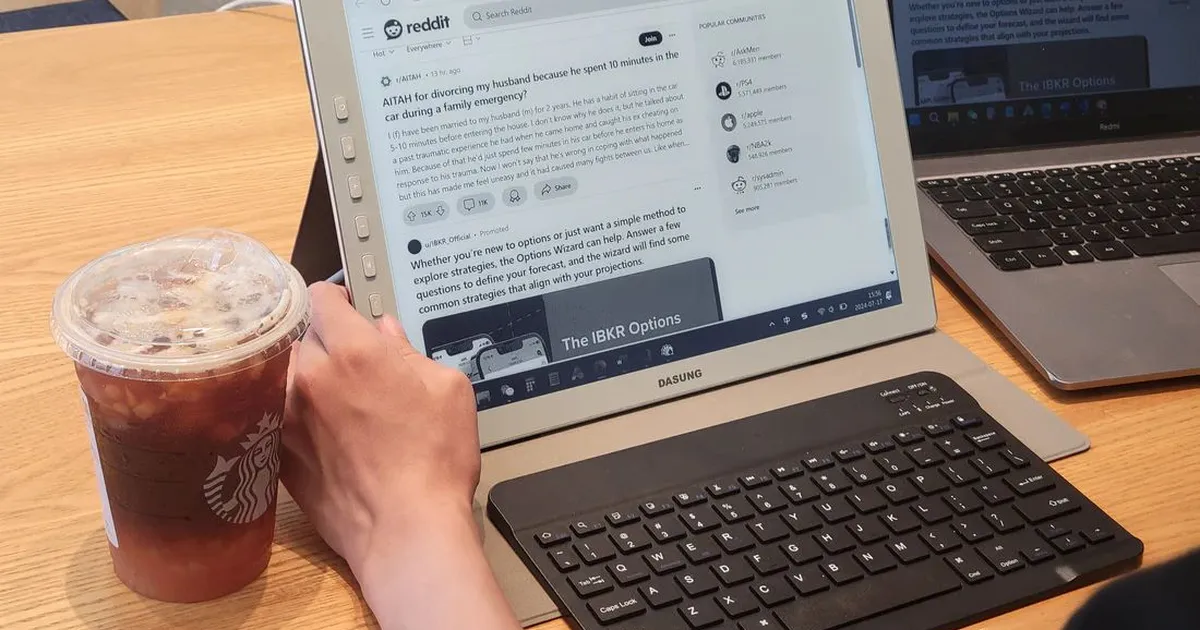 E-paber on saamas maagiliseks: pilt sellel muutub sama kiirelt kui monitoril