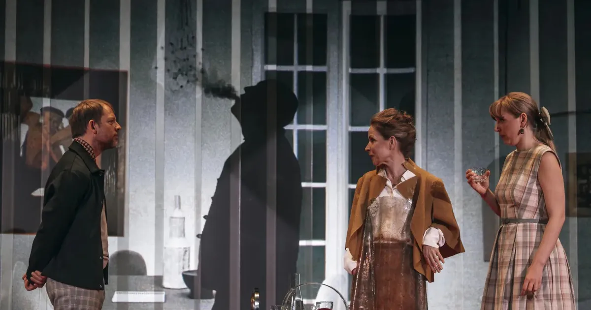 Magav lavastaja ja püksata näitleja