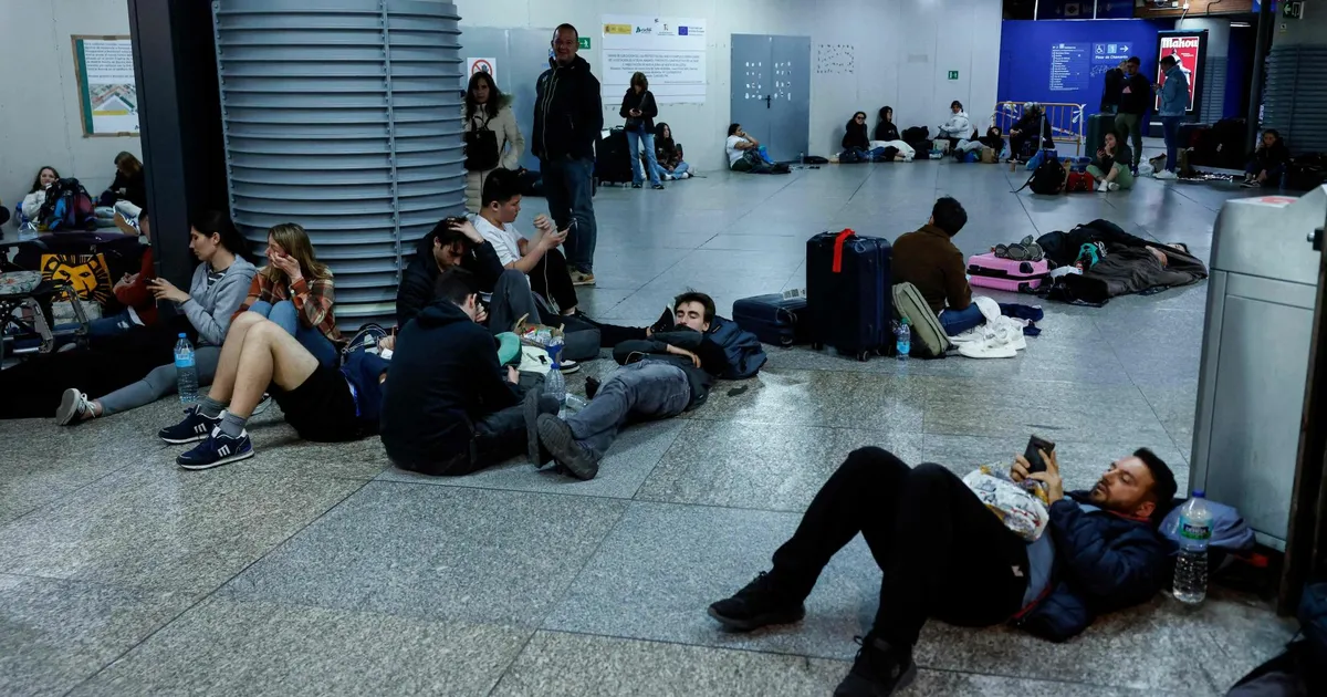 KOHALIK VAADE ⟩ Elektrikatkestus tekitas Madridis korraks teise maailma