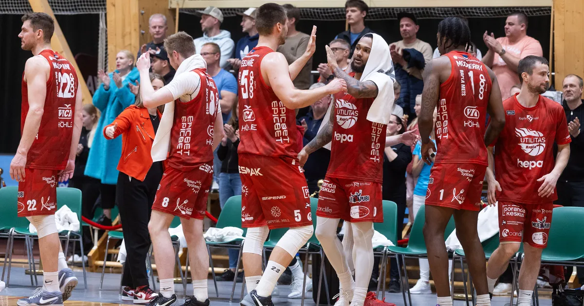 GALERII ⟩ «Nad kustusid viiendas mängus ära.» Rapla tegi Pärnule tuule alla ning sammus poolfinaali