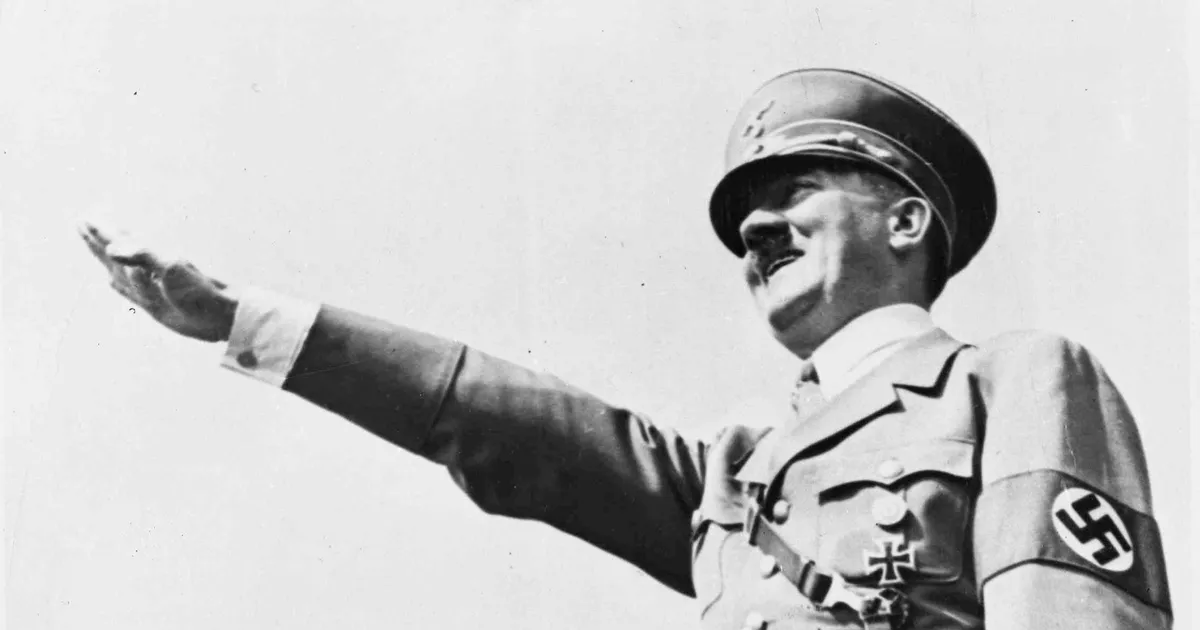 80 AASTAT HITLERI ENESETAPUST ⟩ Diktaatori punkrisse sisenenud Briti sõduril lubati üks ese kaasa võtta